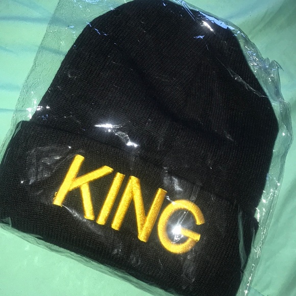 KING 👑 EMBROIDERED BLACK SKI HAT *NWT* - Picture 5 of 6